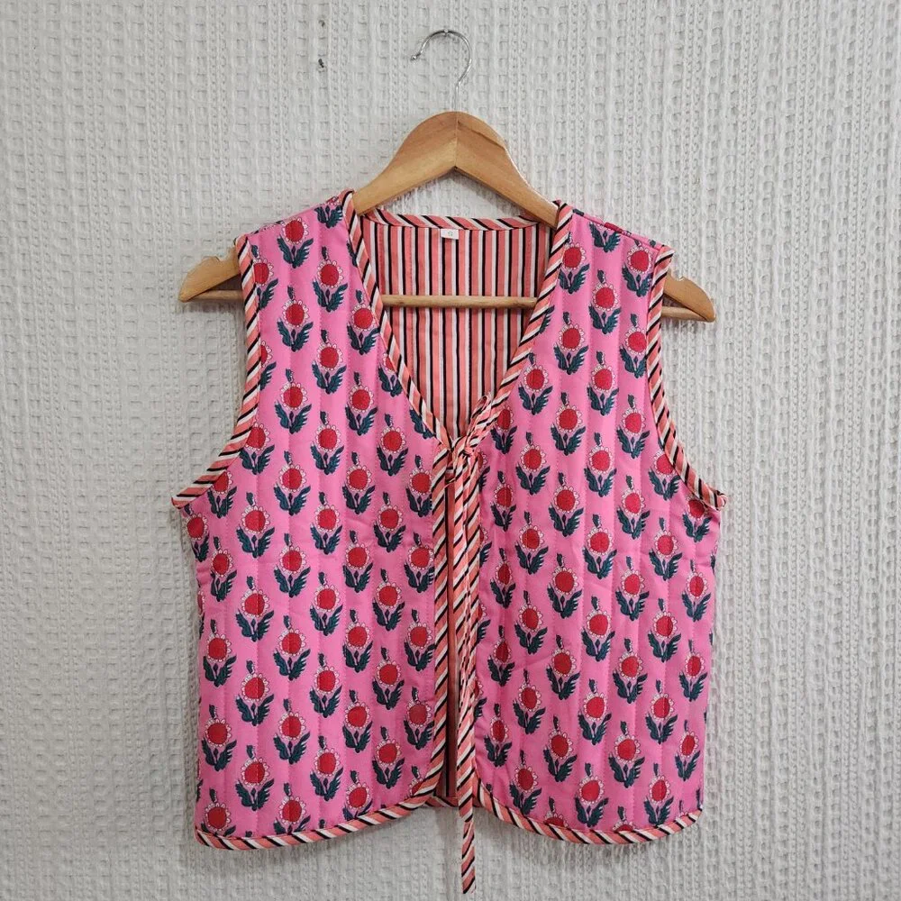Amazon Cropped Floral Quilted Puffer Vest Printed Padded Gilet Outwear Small